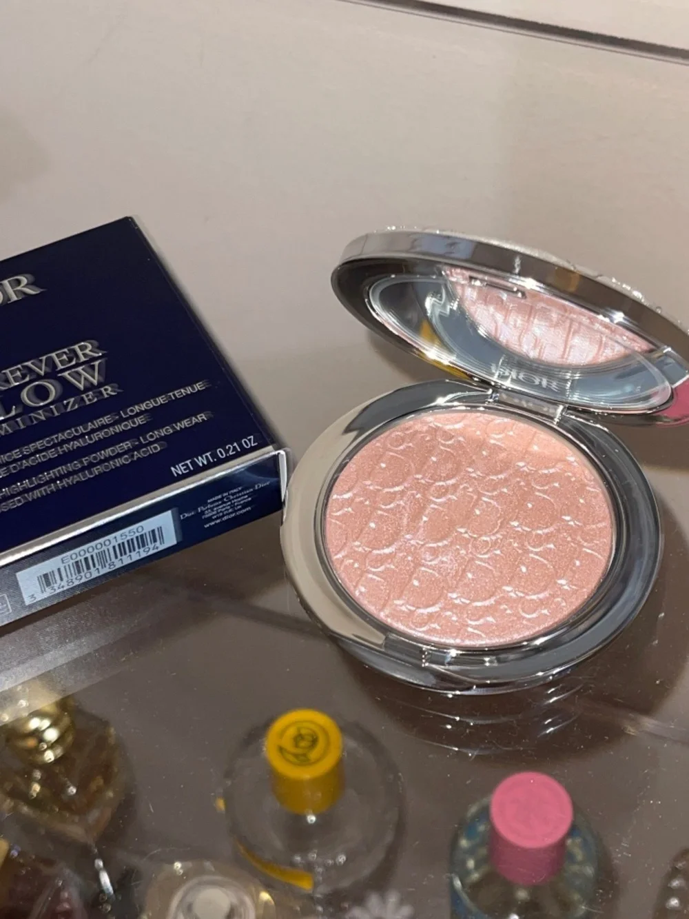 Dior Forever  Glow Luminizer Compact Sugar Cane Color 831